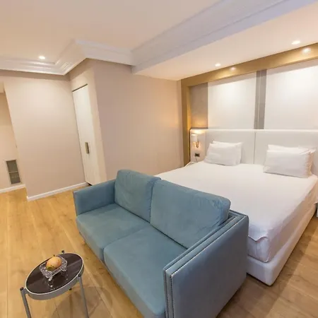 Brilant Hotel 4*
