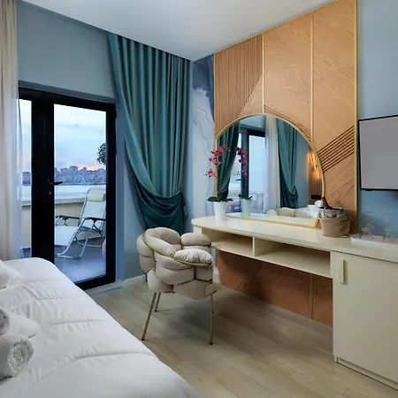 فندق Brilant 4*