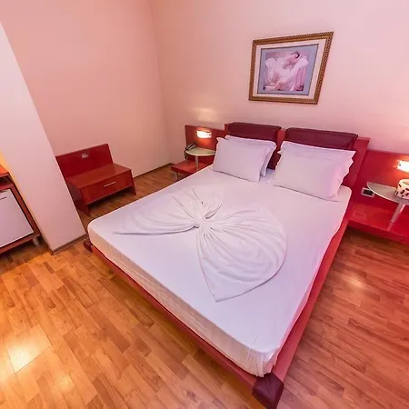 Brilant Ξενοδοχείο 4*