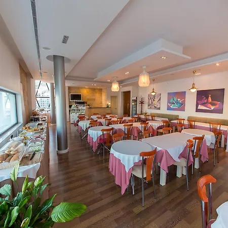 布兰特萨兰达酒店 4*